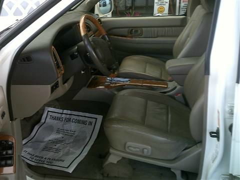 2001 Infiniti QX4 Ram 3500 Diesel 2-WD