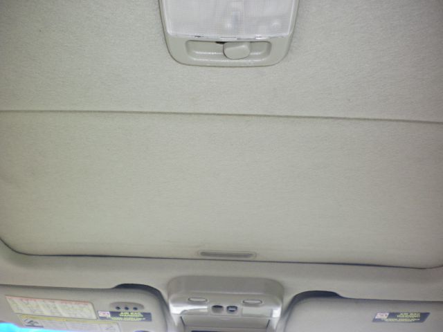 2001 Infiniti QX4 Ram 3500 Diesel 2-WD