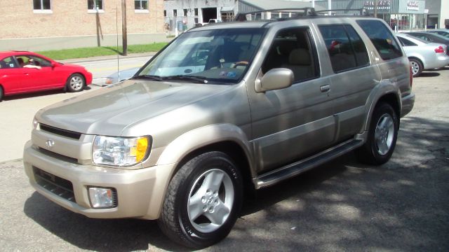 2001 Infiniti QX4 Ram 3500 Diesel 2-WD