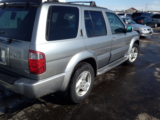 2001 Infiniti QX4 Ram 3500 Diesel 2-WD