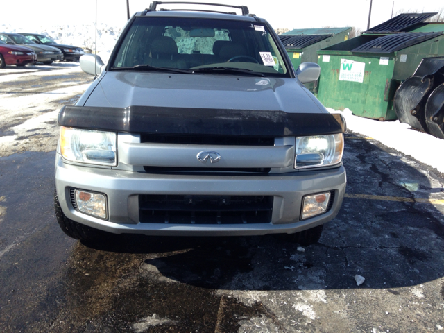 2001 Infiniti QX4 Ram 3500 Diesel 2-WD