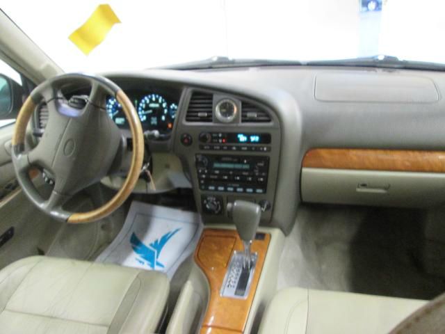 2001 Infiniti QX4 Ram 3500 Diesel 2-WD