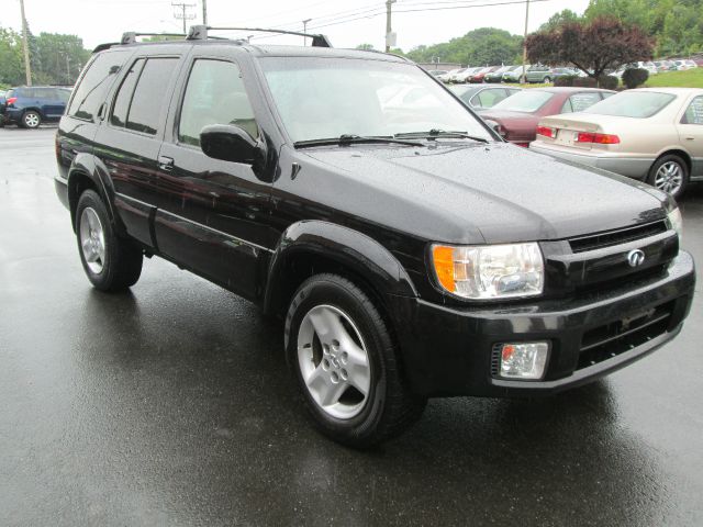 2001 Infiniti QX4 Ram 3500 Diesel 2-WD