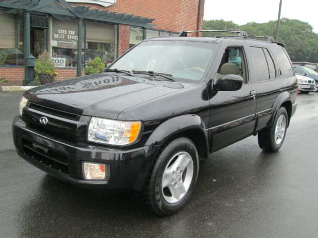 2001 Infiniti QX4 Ram 3500 Diesel 2-WD