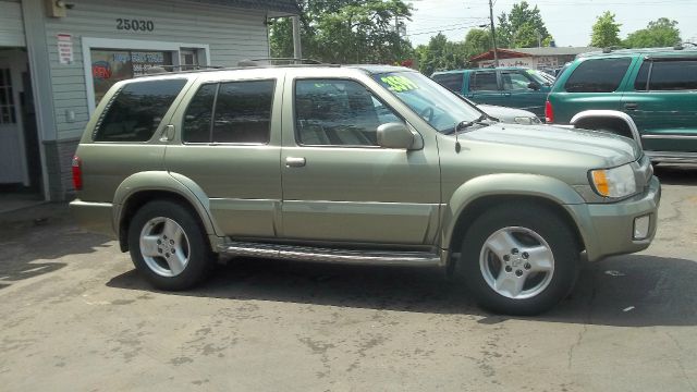 2001 Infiniti QX4 Ram 3500 Diesel 2-WD