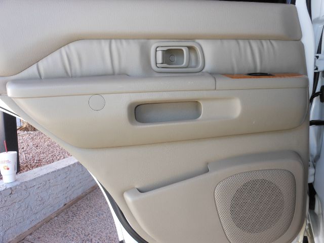 2001 Infiniti QX4 Ram 3500 Diesel 2-WD