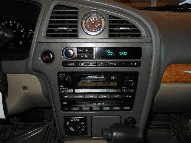 2001 Infiniti QX4 Ram 3500 Diesel 2-WD