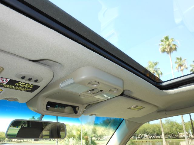 2001 Infiniti QX4 Ram 3500 Diesel 2-WD