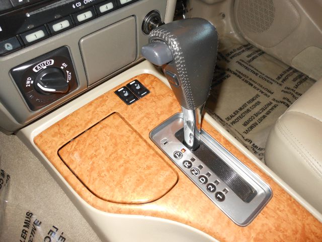 2001 Infiniti QX4 Ram 3500 Diesel 2-WD