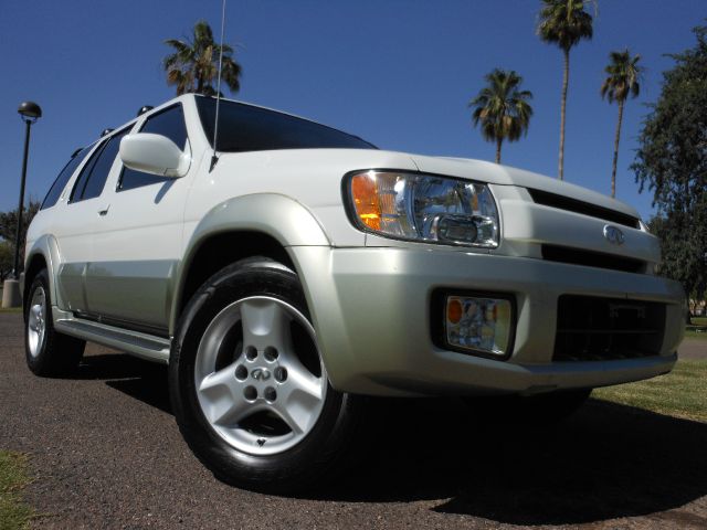 2001 Infiniti QX4 Ram 3500 Diesel 2-WD