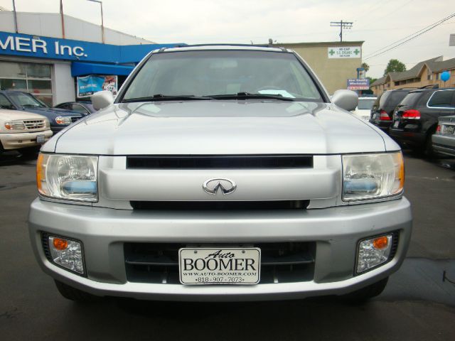 2002 Infiniti QX4 Ram 3500 Diesel 2-WD