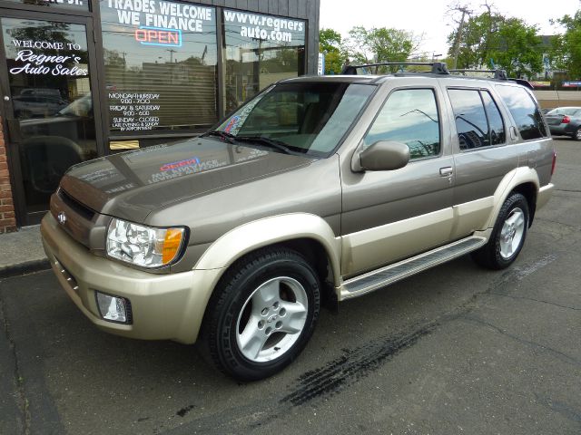 2002 Infiniti QX4 T6 Sport Utility 4D