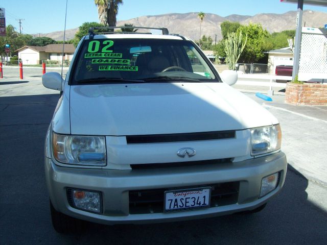 2002 Infiniti QX4 Ram 3500 Diesel 2-WD