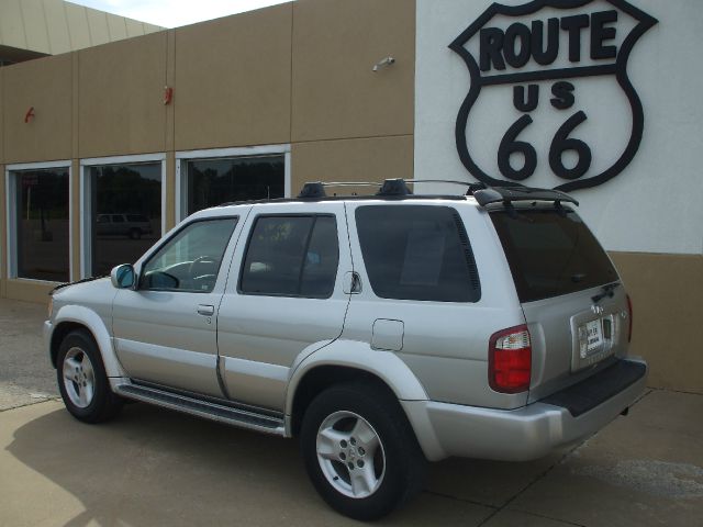 2002 Infiniti QX4 Unknown