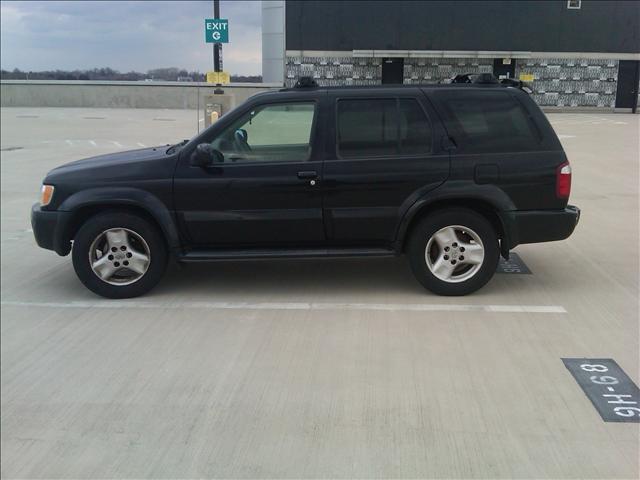 2002 Infiniti QX4 Unknown