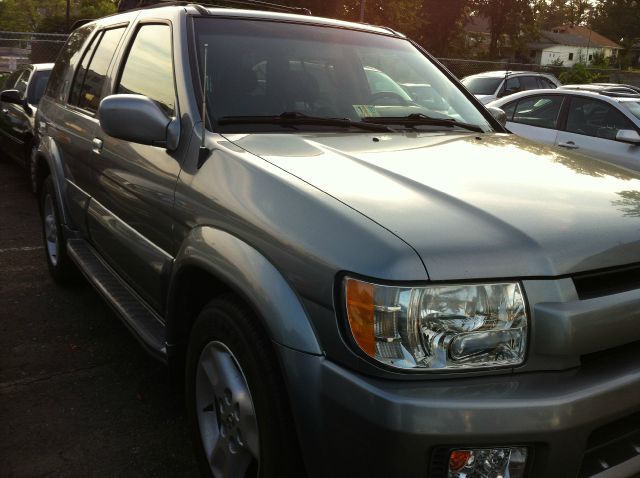 2003 Infiniti QX4 Ram 3500 Diesel 2-WD