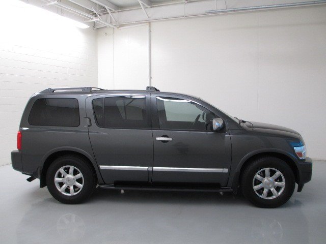 2004 Infiniti QX56 Base