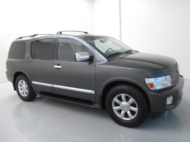 2004 Infiniti QX56 Base