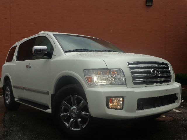 2004 Infiniti QX56 EX - DUAL Power Doors