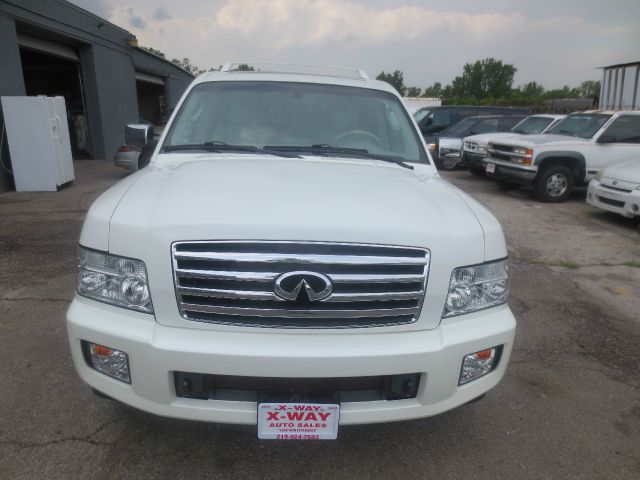 2005 Infiniti QX56 EX - DUAL Power Doors