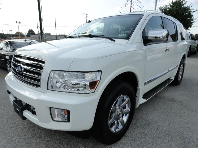2005 Infiniti QX56 EX - DUAL Power Doors
