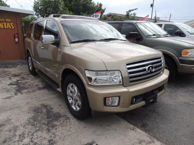 2005 Infiniti QX56 SE One Owner4x4