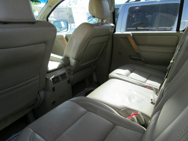 2005 Infiniti QX56 EX - DUAL Power Doors