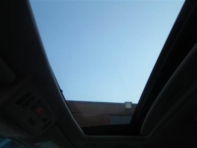 2005 Infiniti QX56 Base