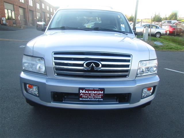 2005 Infiniti QX56 Base