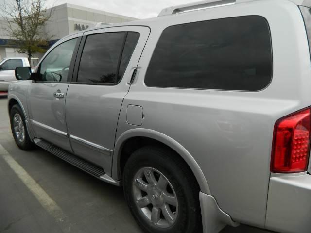 2005 Infiniti QX56 SE One Owner4x4