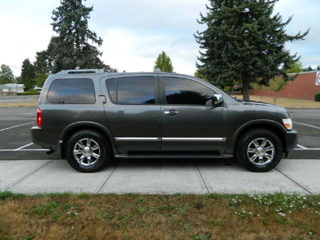 2005 Infiniti QX56 EX - DUAL Power Doors