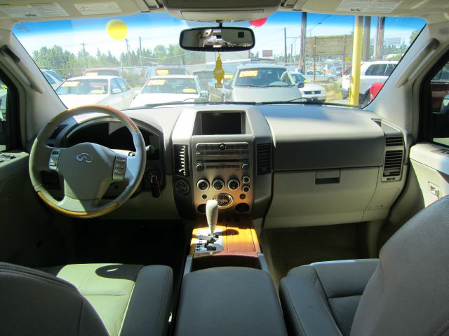 2006 Infiniti QX56 EX - DUAL Power Doors