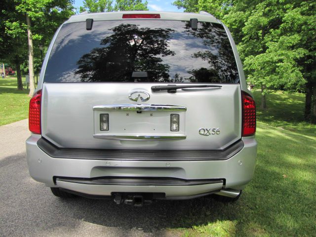 2006 Infiniti QX56 EX - DUAL Power Doors