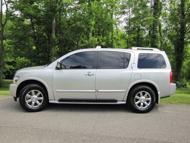 2006 Infiniti QX56 EX - DUAL Power Doors