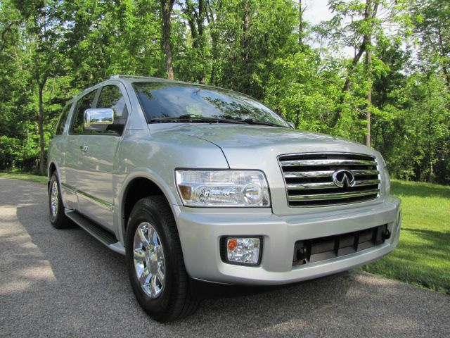 2006 Infiniti QX56 EX - DUAL Power Doors