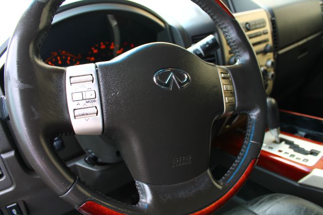 2006 Infiniti QX56 EX - DUAL Power Doors