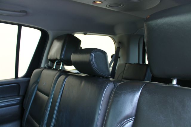 2006 Infiniti QX56 EX - DUAL Power Doors
