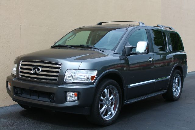 2006 Infiniti QX56 EX - DUAL Power Doors
