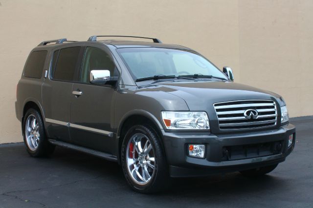 2006 Infiniti QX56 EX - DUAL Power Doors