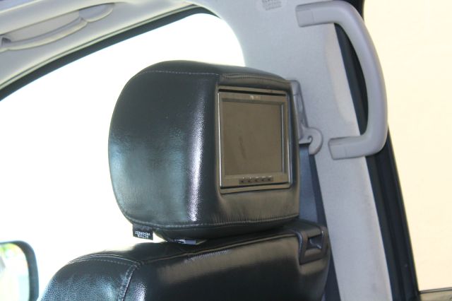 2006 Infiniti QX56 EX - DUAL Power Doors