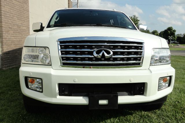 2008 Infiniti QX56 EX - DUAL Power Doors