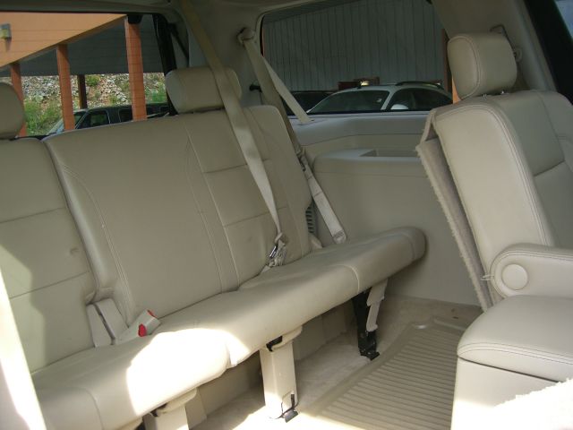 2008 Infiniti QX56 EX - DUAL Power Doors