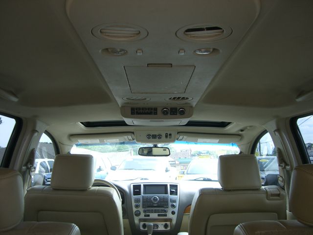 2008 Infiniti QX56 EX - DUAL Power Doors