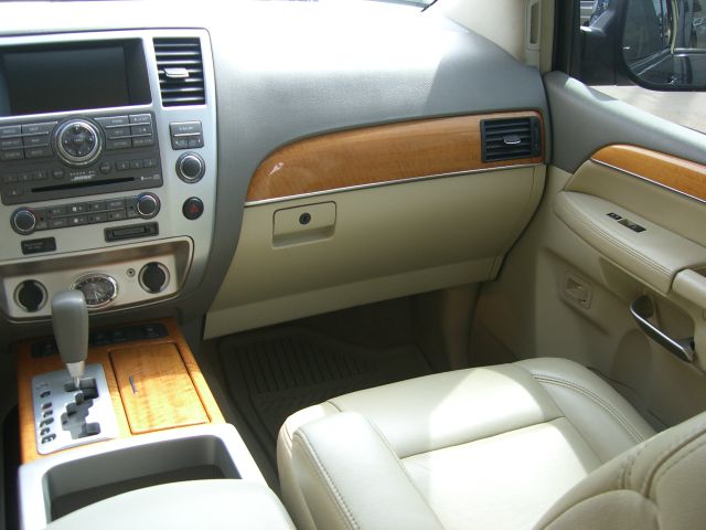 2008 Infiniti QX56 EX - DUAL Power Doors