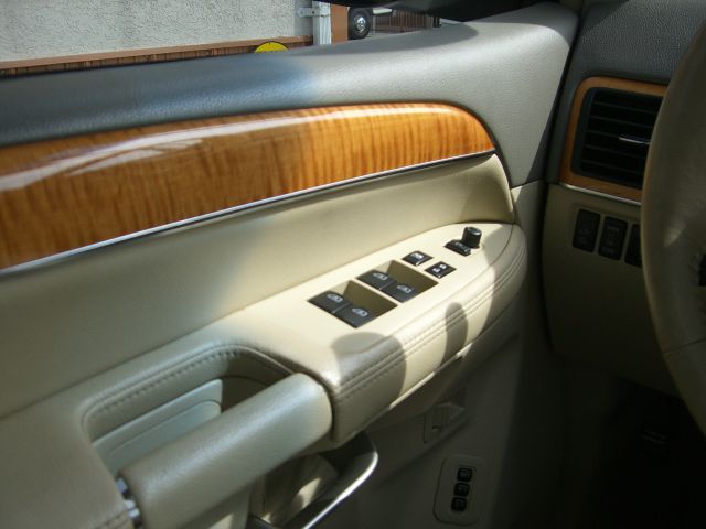 2008 Infiniti QX56 EX - DUAL Power Doors
