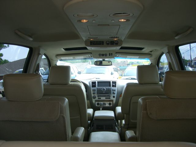 2008 Infiniti QX56 EX - DUAL Power Doors
