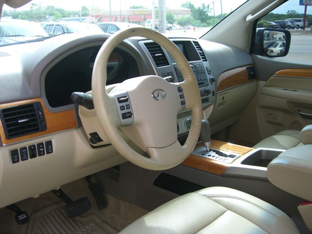 2008 Infiniti QX56 EX - DUAL Power Doors