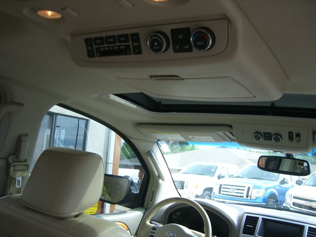 2008 Infiniti QX56 EX - DUAL Power Doors