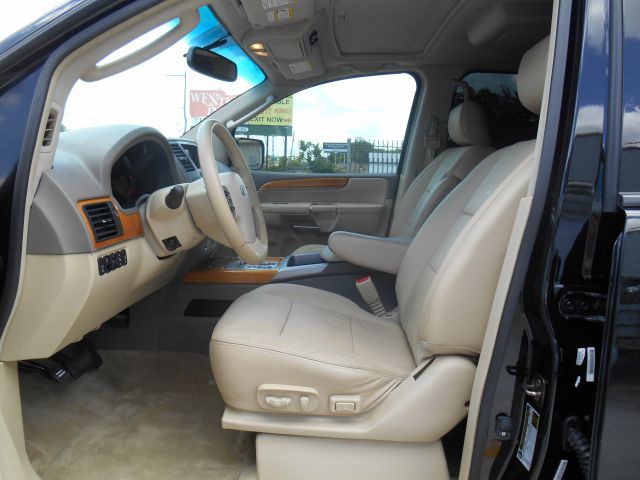 2010 Infiniti QX56 750li Xdrive 1-ownerawdnavigation Sedan