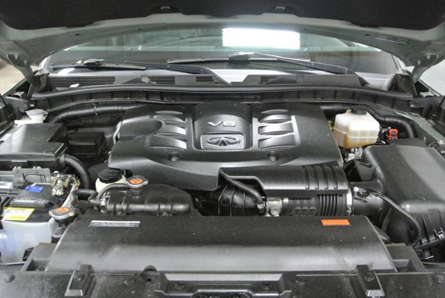 2011 Infiniti QX56 REG CAB Sportside 117.5 WB